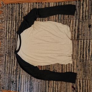 Aeropostale long sleeve t-shirt medium